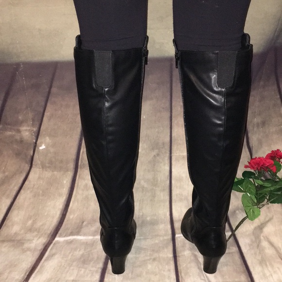 🌹CLEARANCE 🌹 Sizes 7W & 8 1/2W & 9W NEW w BOX - Picture 4 of 5